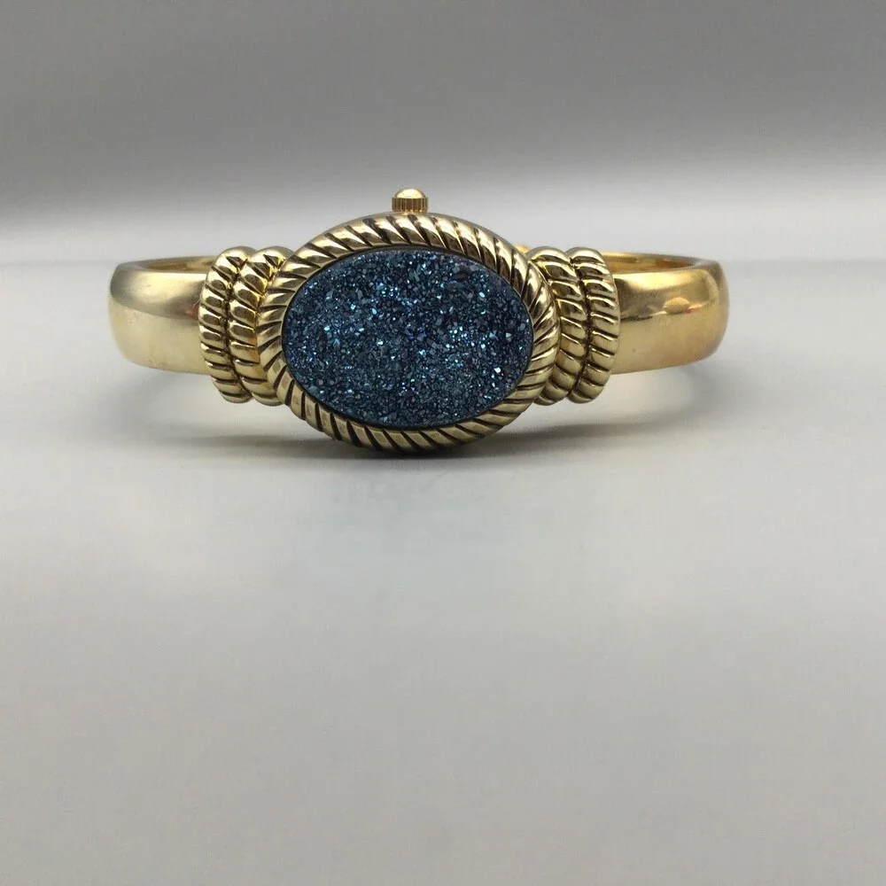 Gem Essence Womens Watch 22mm MOP Gold Tone Bangle Blue Cover B8505 New Battery